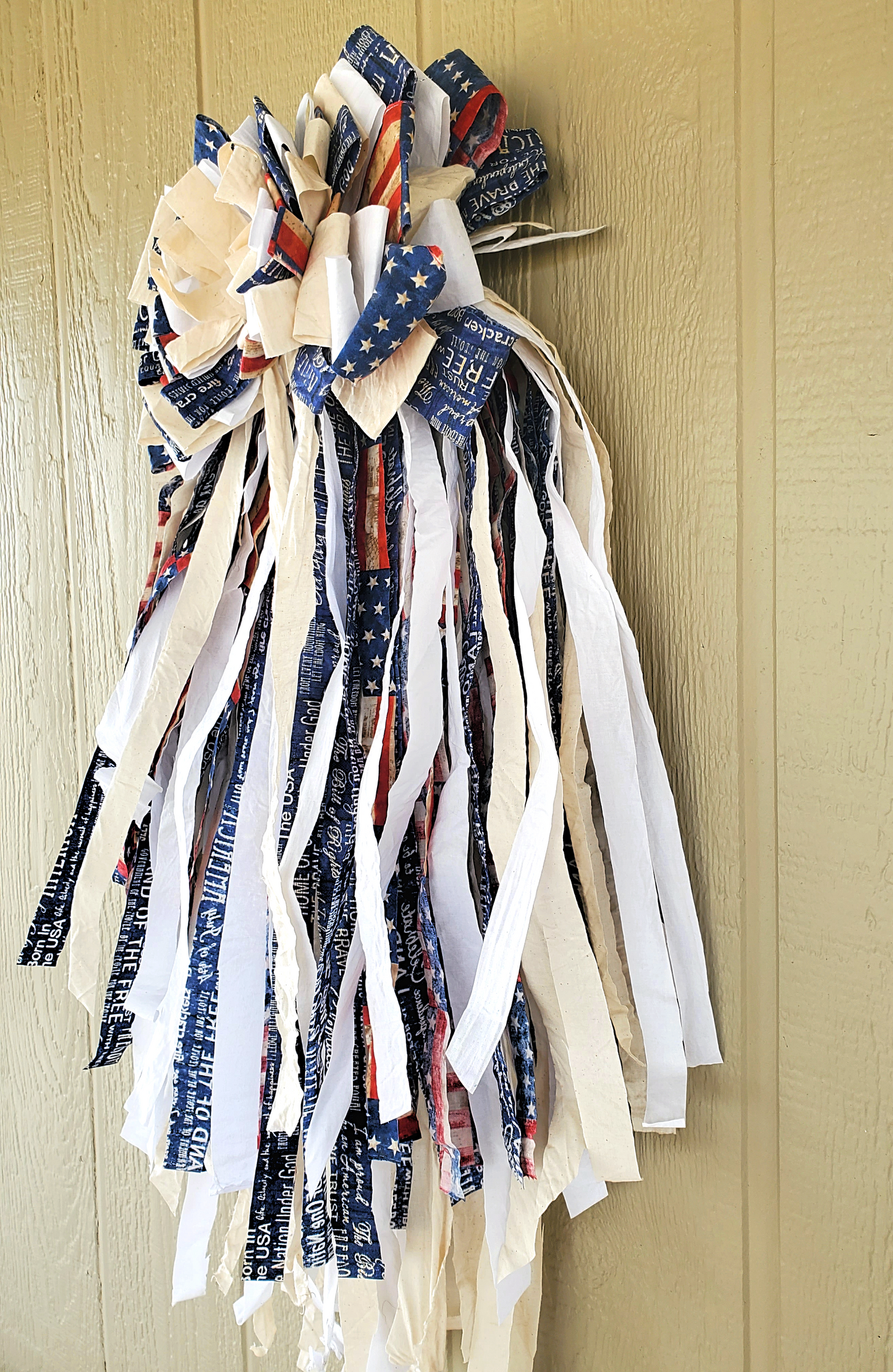 Patriotic Rag Bow
