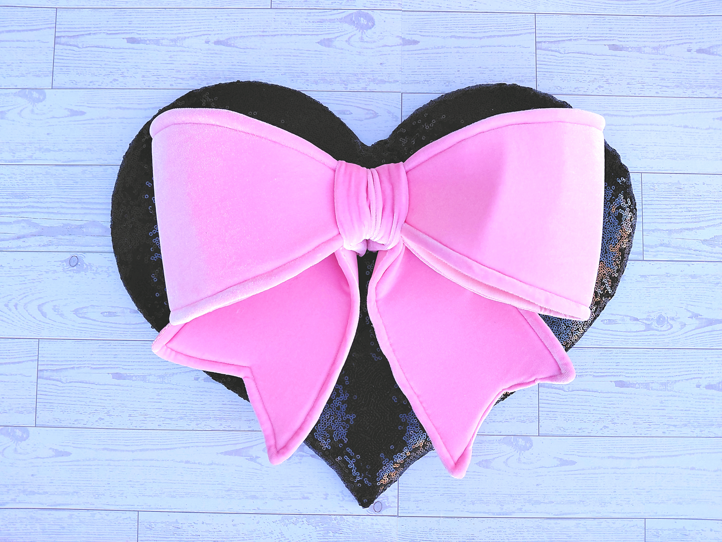 Black Sequin Bow Heart Wreath Attacment