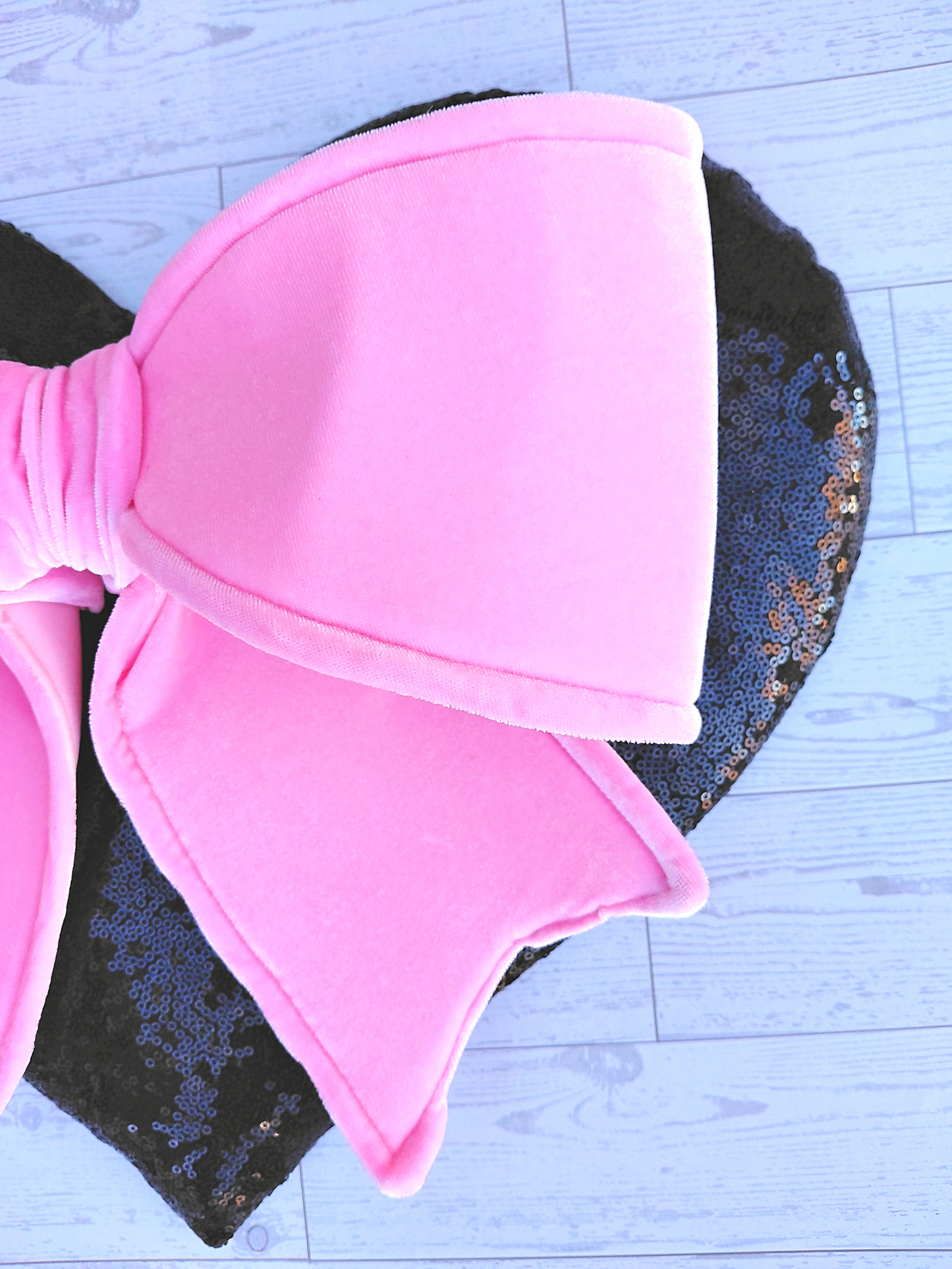 Black Sequin Bow Heart Wreath Attacment
