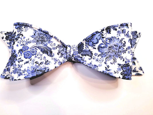 Blue White Chinoiserie Wired Fabric Bow