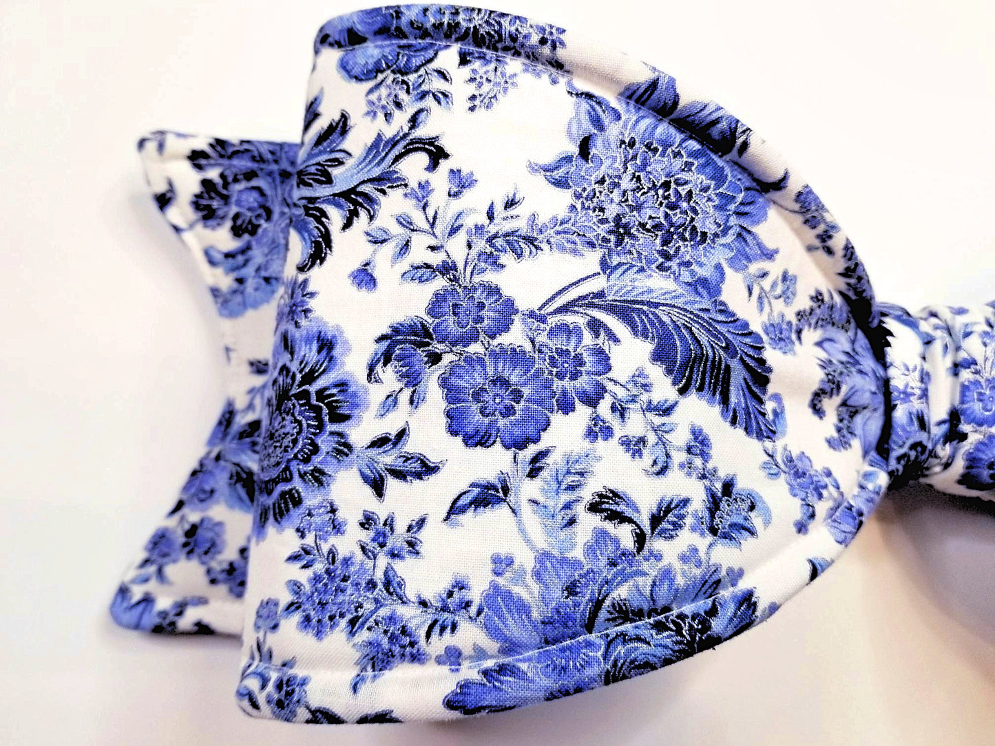 Blue White Chinoiserie Wired Fabric Bow