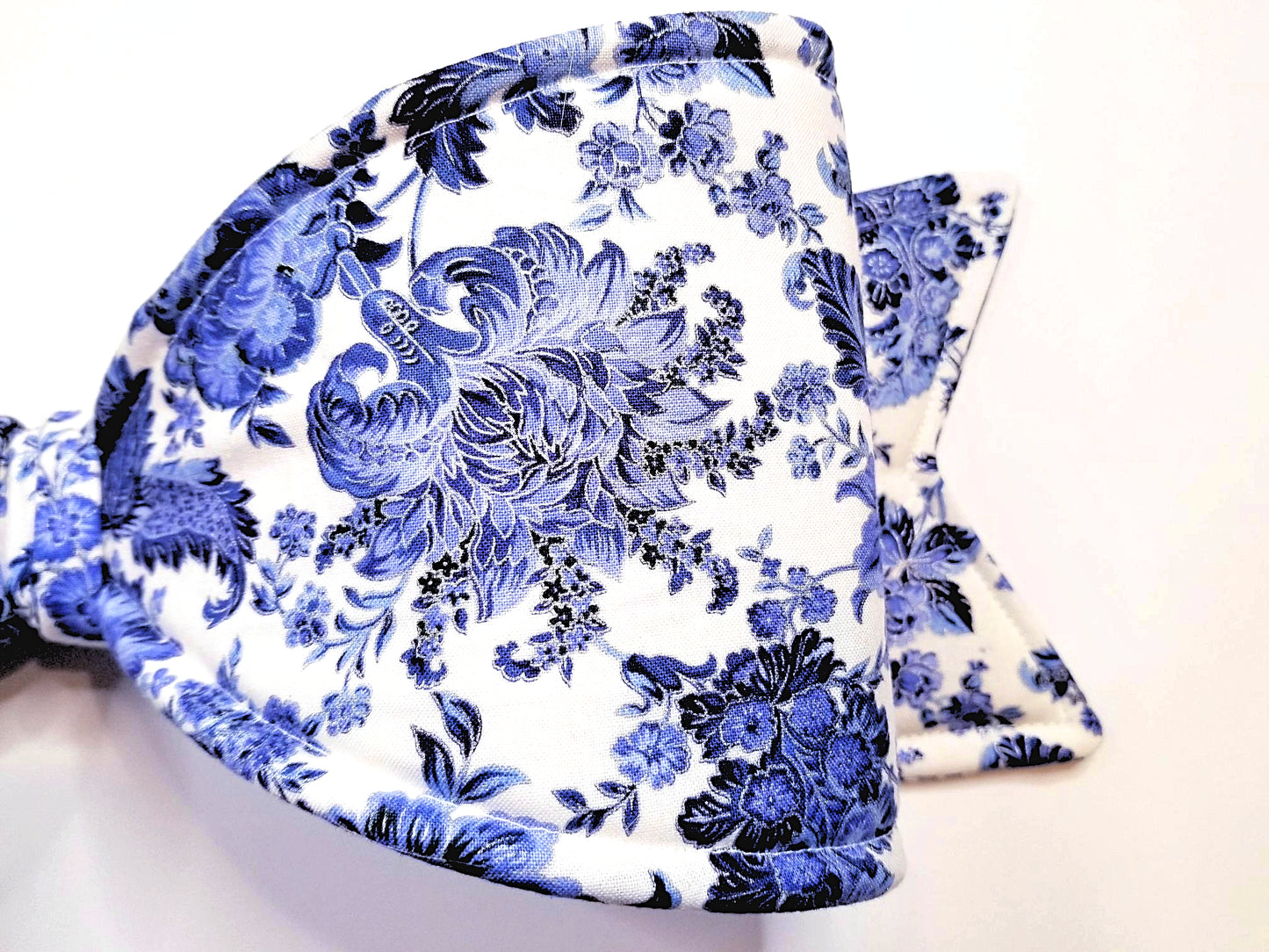Blue White Chinoiserie Wired Fabric Bow