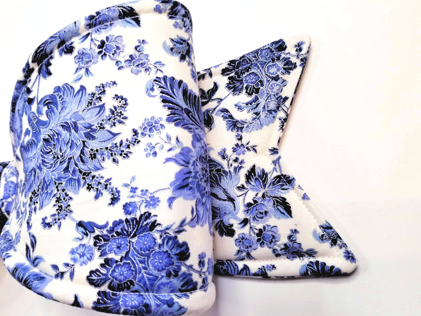 Blue White Chinoiserie Wired Fabric Bow