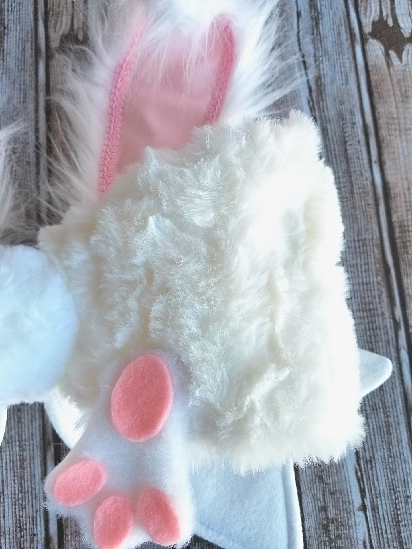 White Fake Fur Bunny Rabbit Wired Fabric Bow