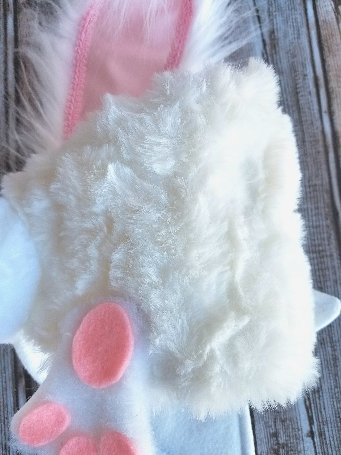 White Fake Fur Bunny Rabbit Wired Fabric Bow