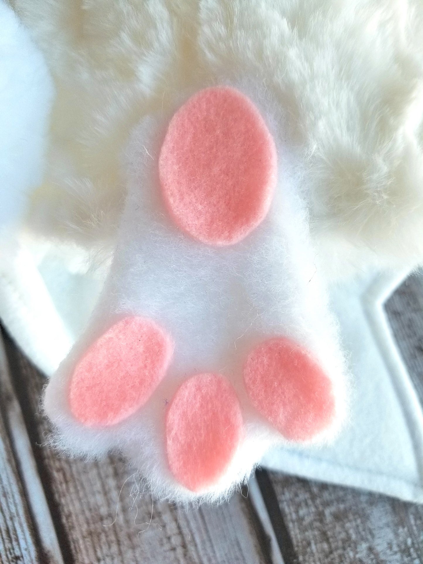 White Fake Fur Bunny Rabbit Wired Fabric Bow