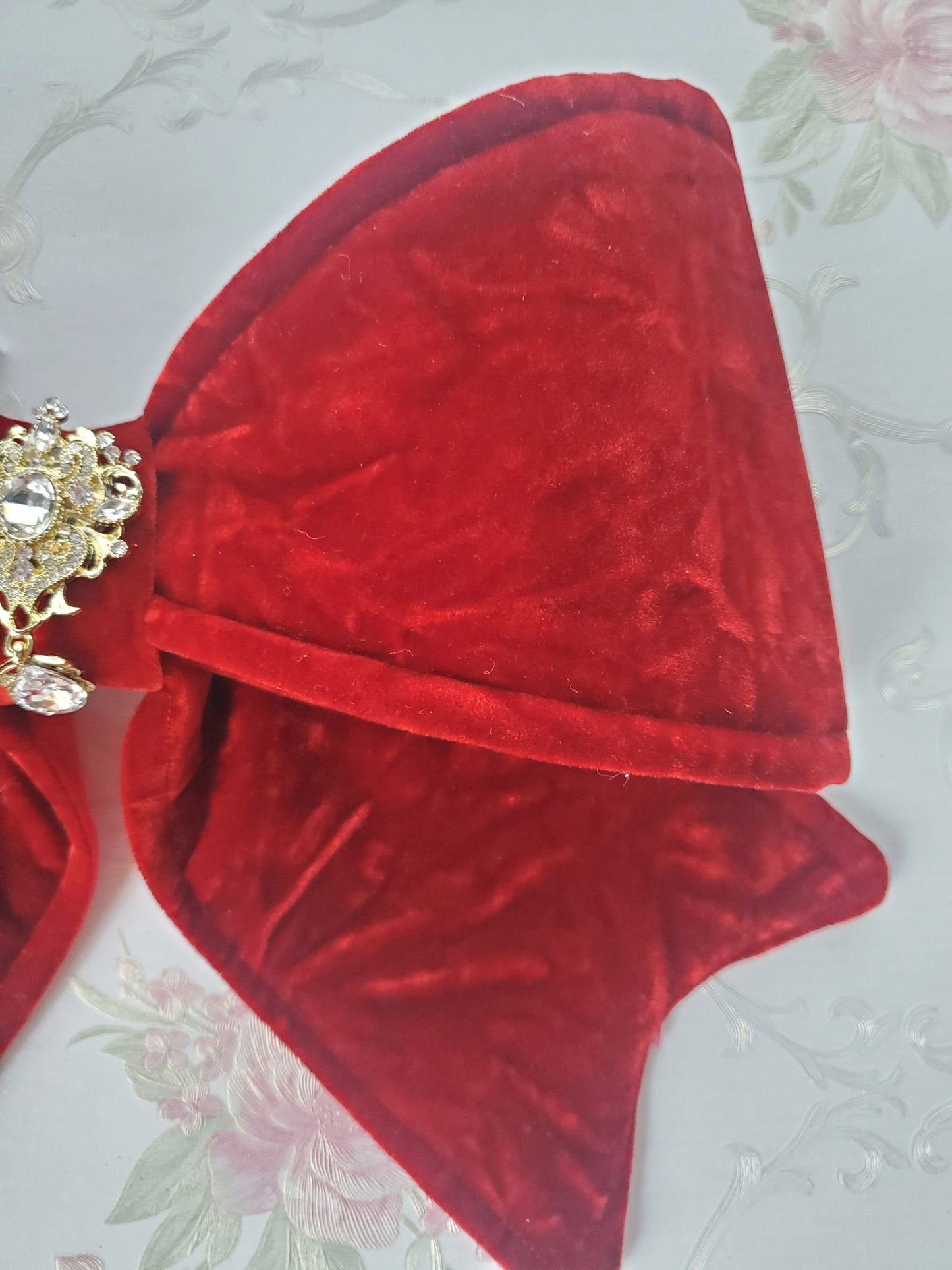 Red Velvet Wired Fabric Bow