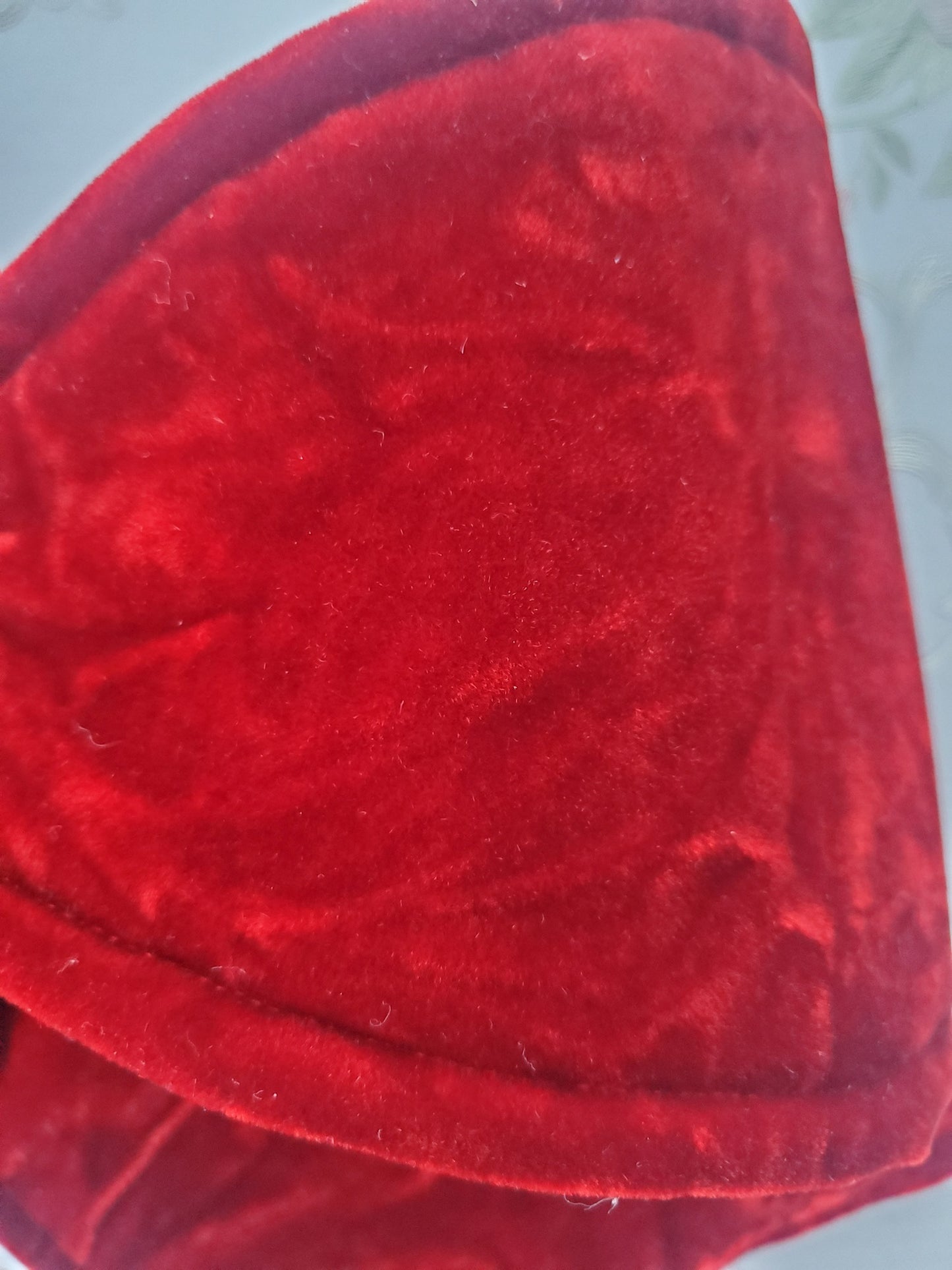 Red Velvet Wired Fabric Bow