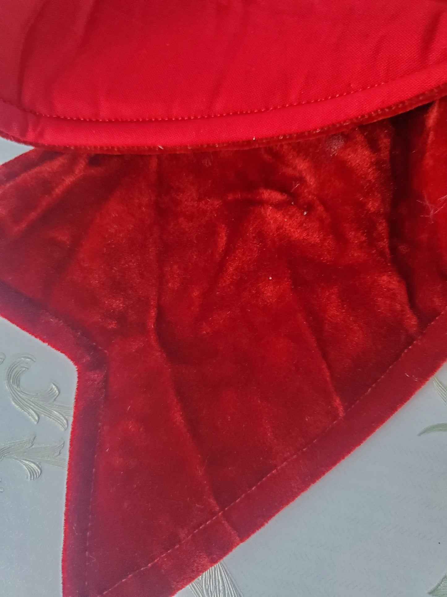 Red Velvet Wired Fabric Bow