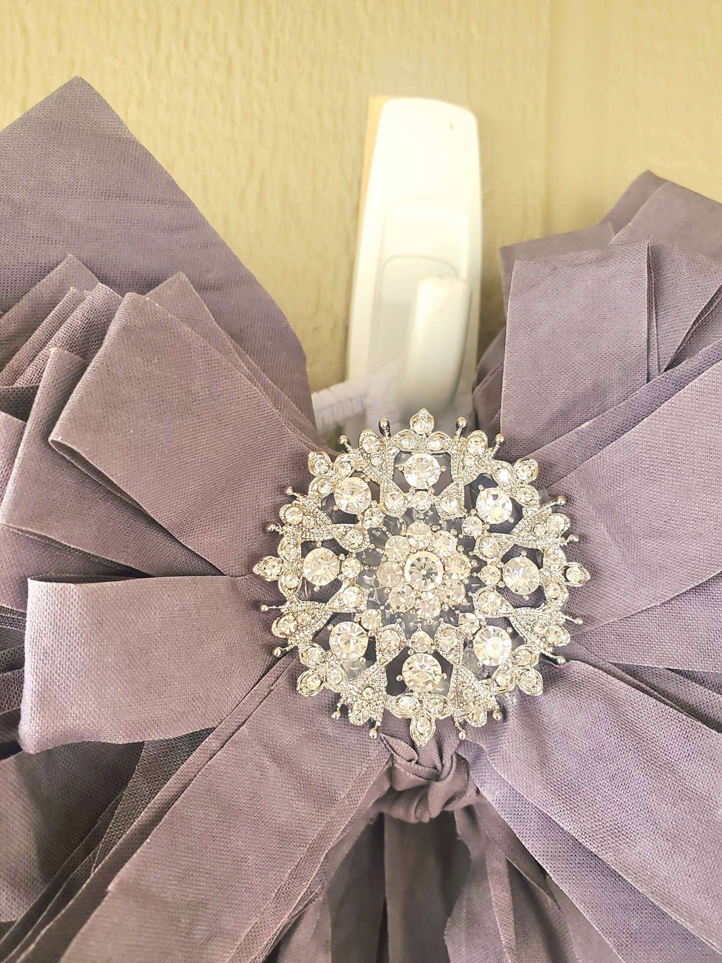 Gray Rag Bow