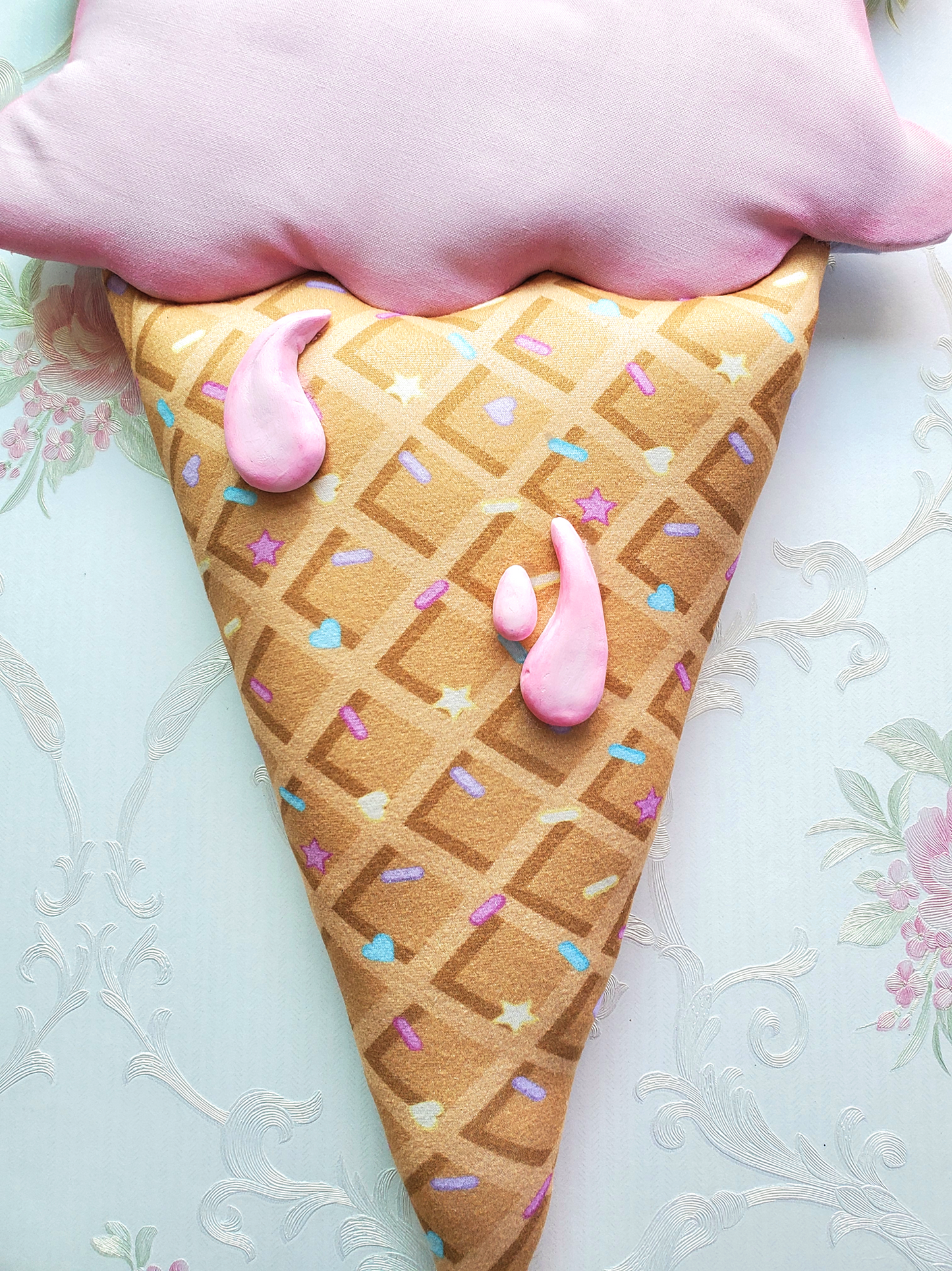Large Ice Cream Cone Attachment
