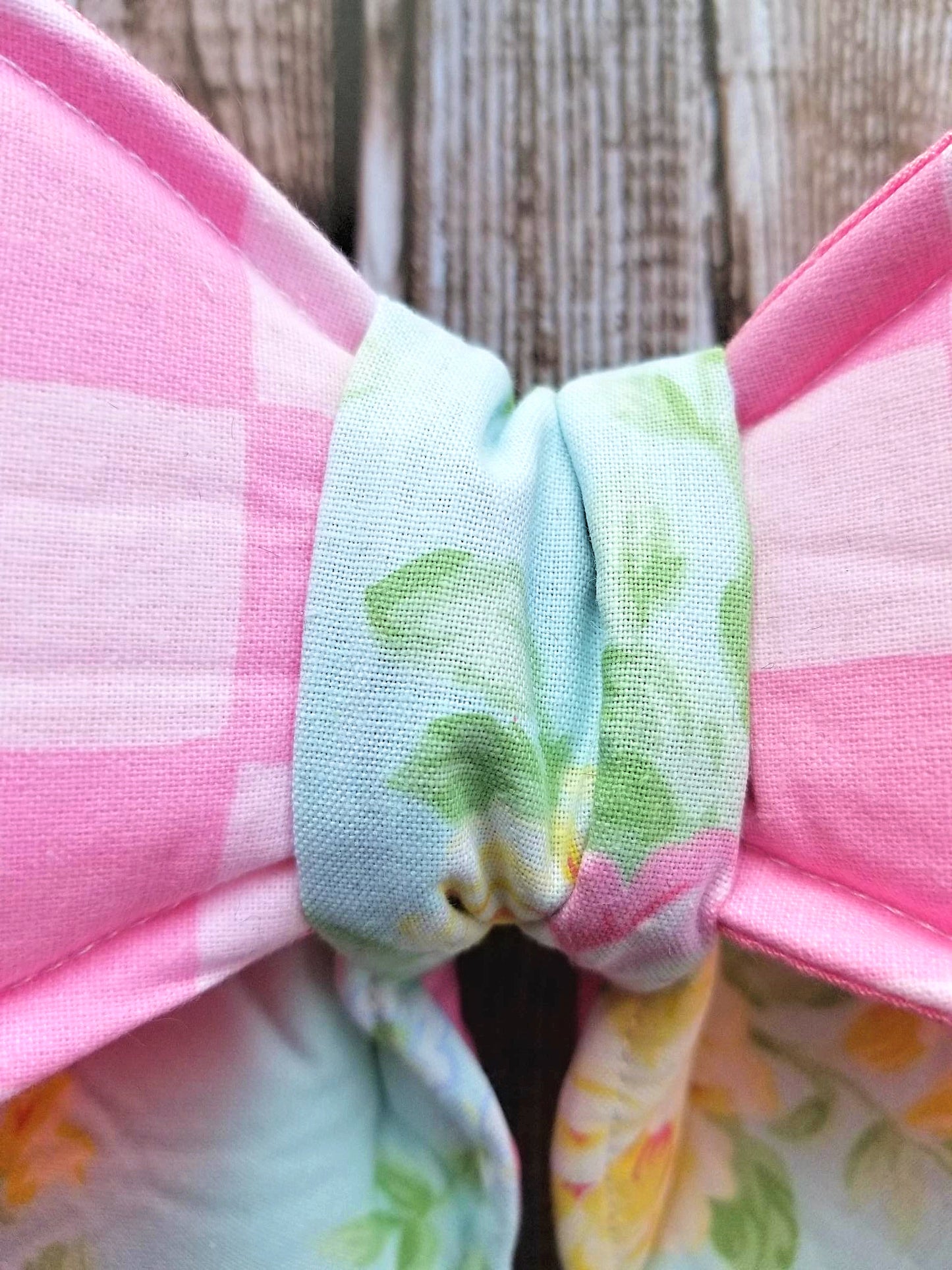 Checkered Spring Wired Fabric Bow