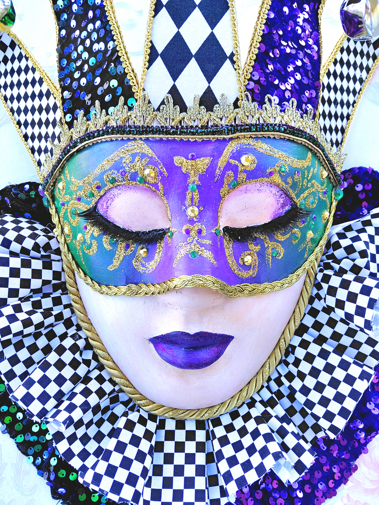 Full Face Mardi Gras Mask Wreath Attachment
