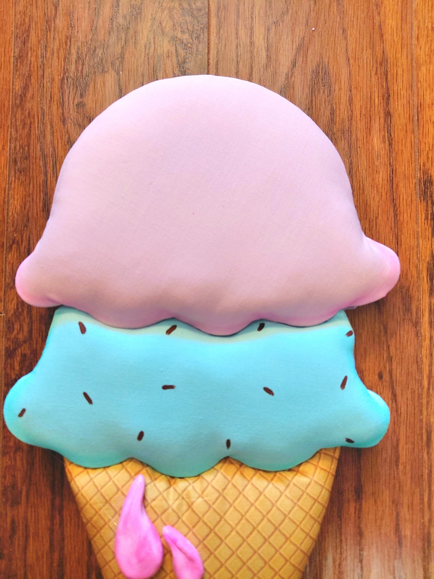 Set of 2 Ice Cream Cones