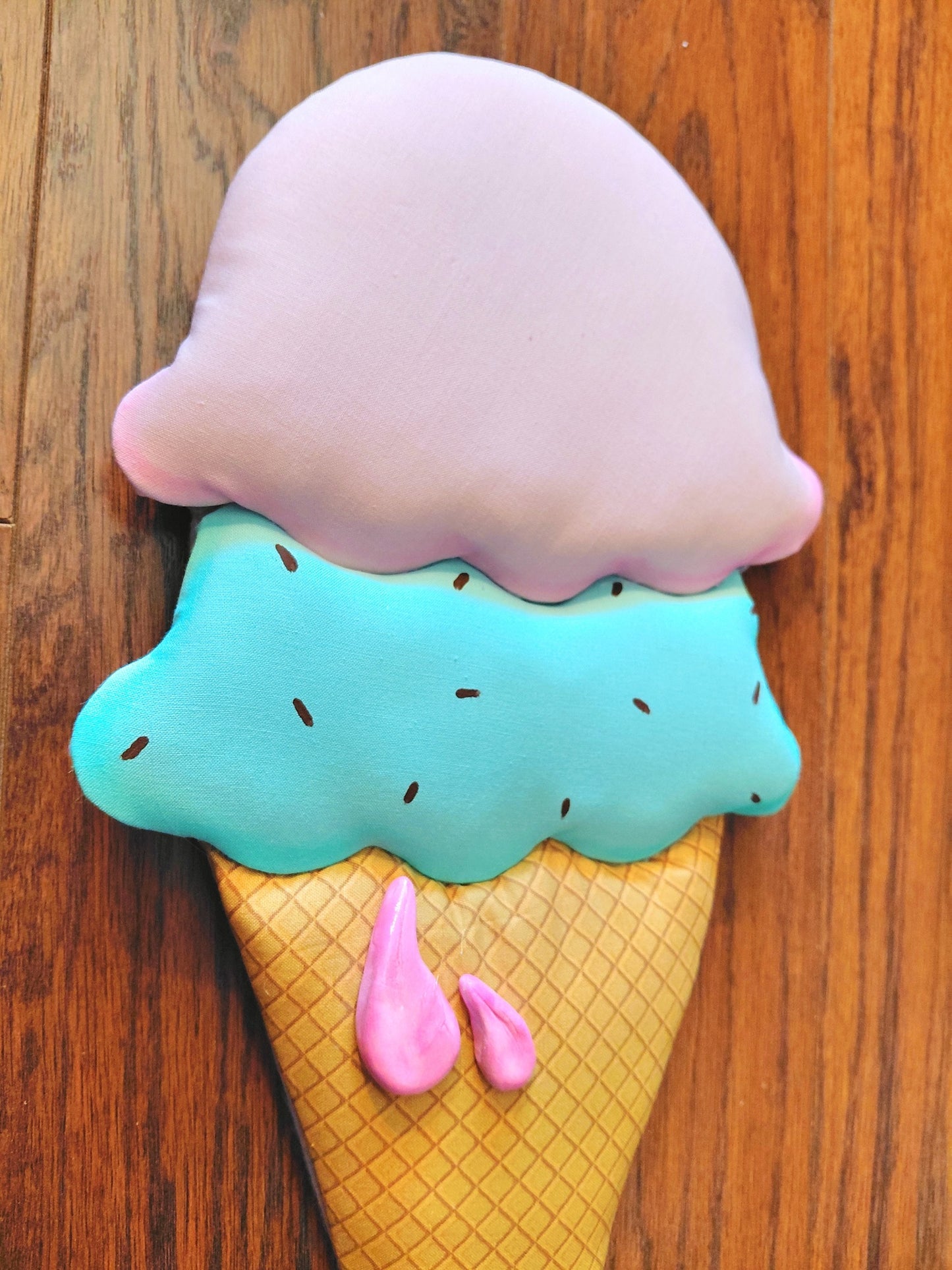 Set of 2 Ice Cream Cones