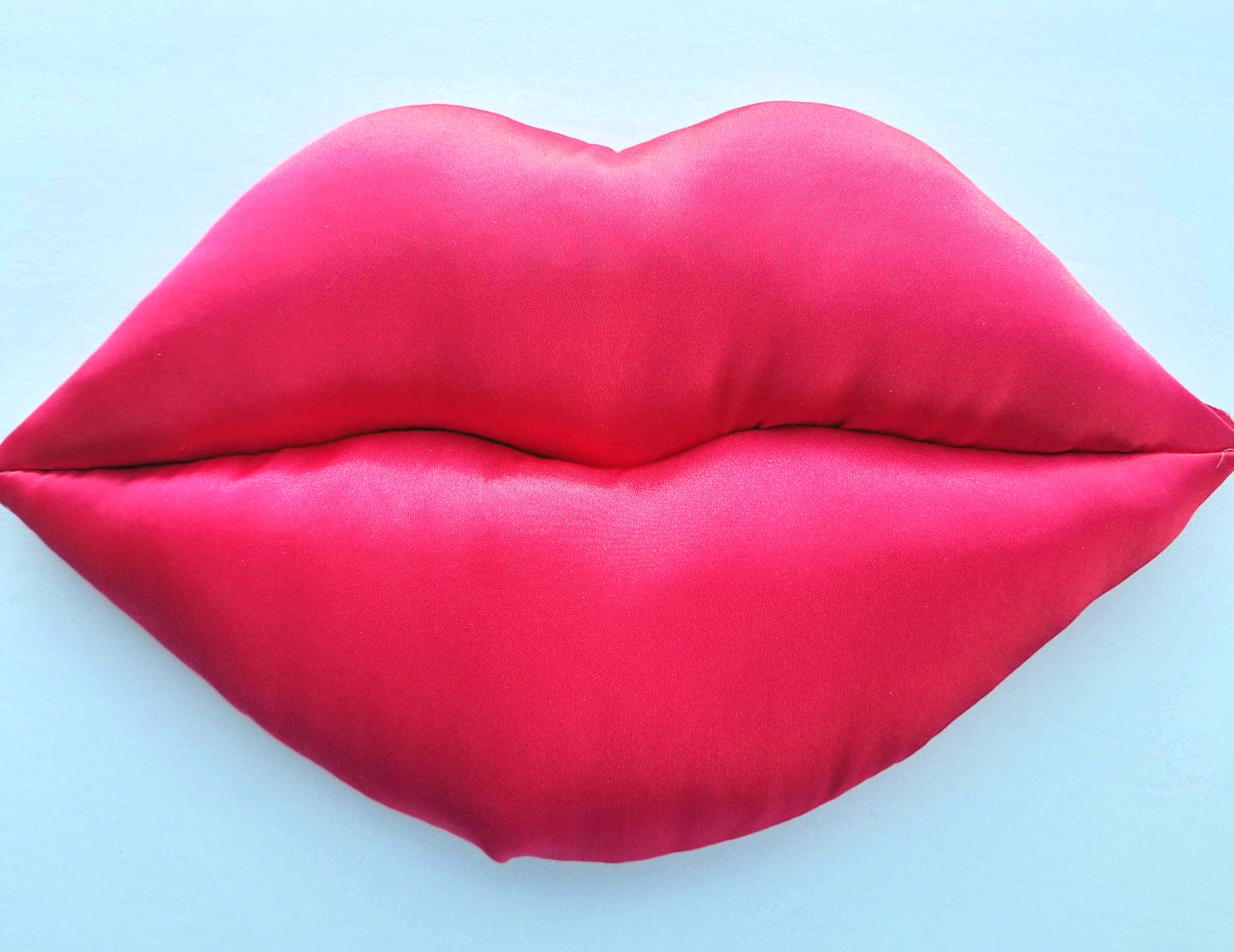 Satin Mini Lips Wreath Attacments