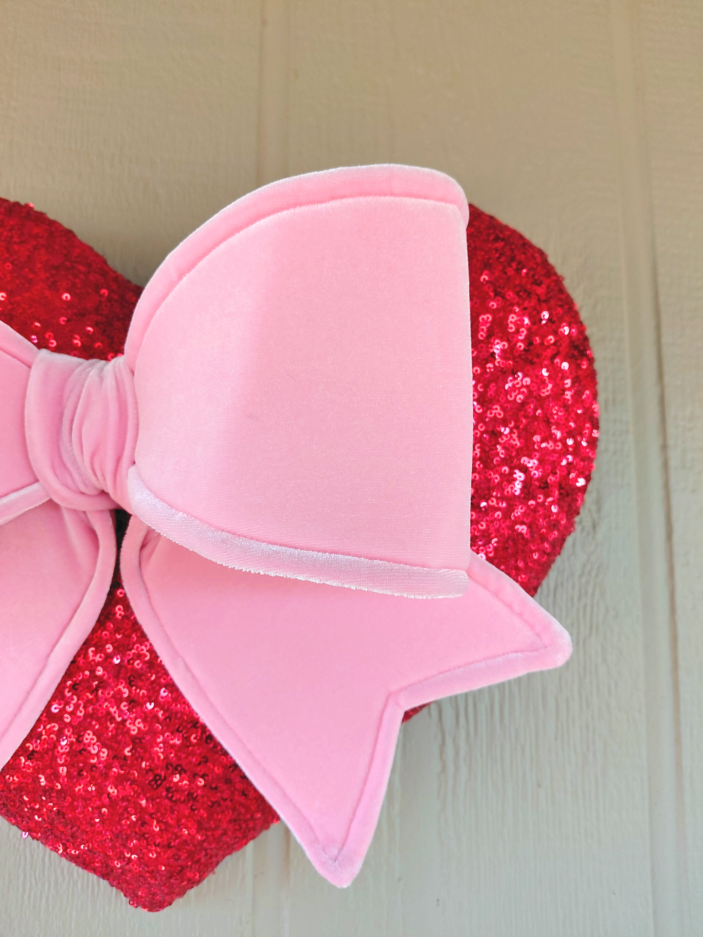 Red Sequin Heart Wreath Attachment