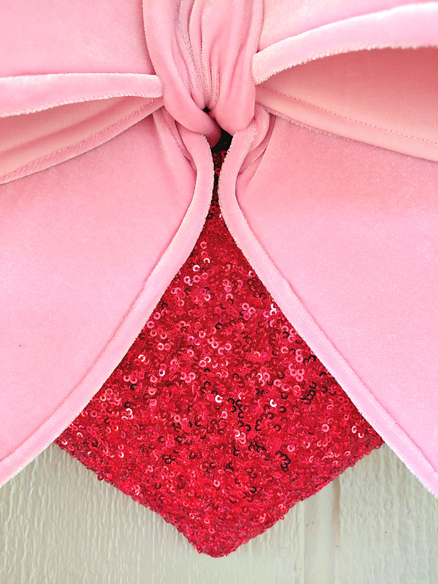 Red Sequin Heart Wreath Attachment