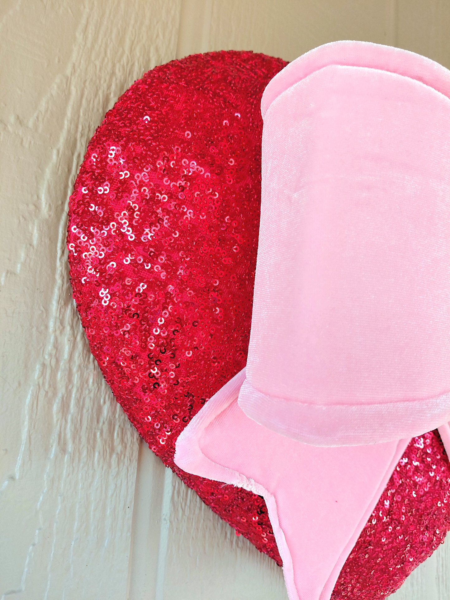 Red Sequin Heart Wreath Attachment