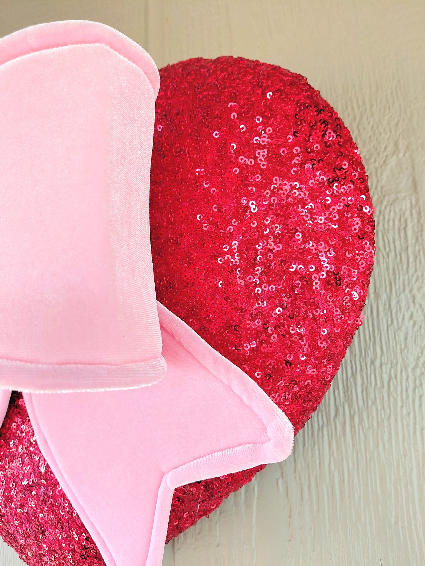 Red Sequin Heart Wreath Attachment