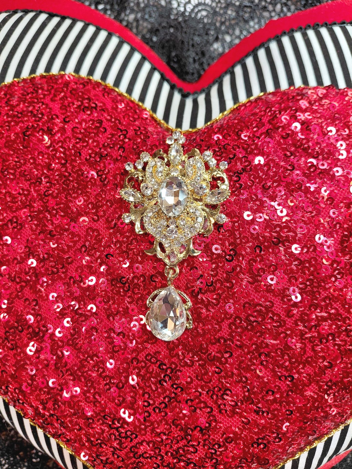 Red Black Velvet Striped 3D Valentine Wreath Attachment