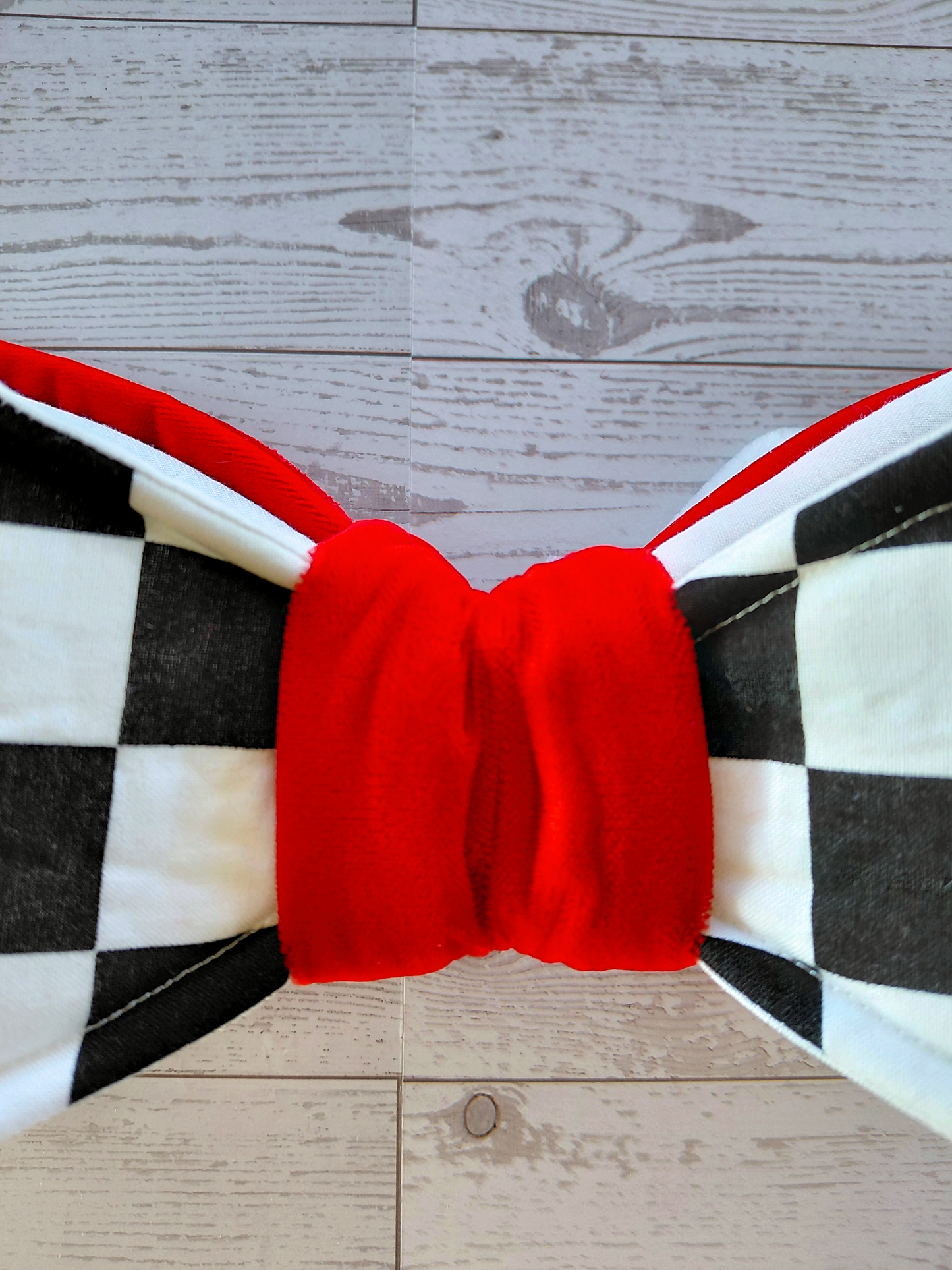 Red Velvet Checkered Wired Fabric Bow