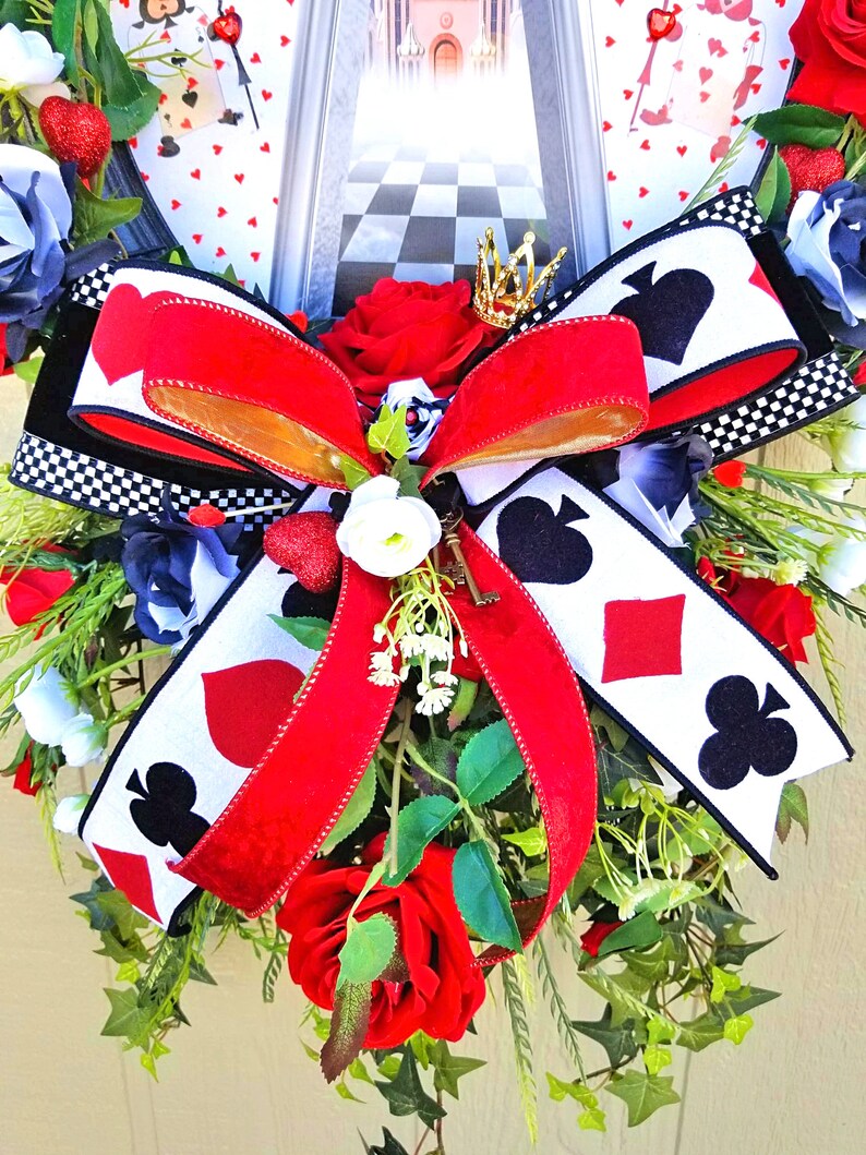 Wonderland Looking Glass Floral Wall Decor