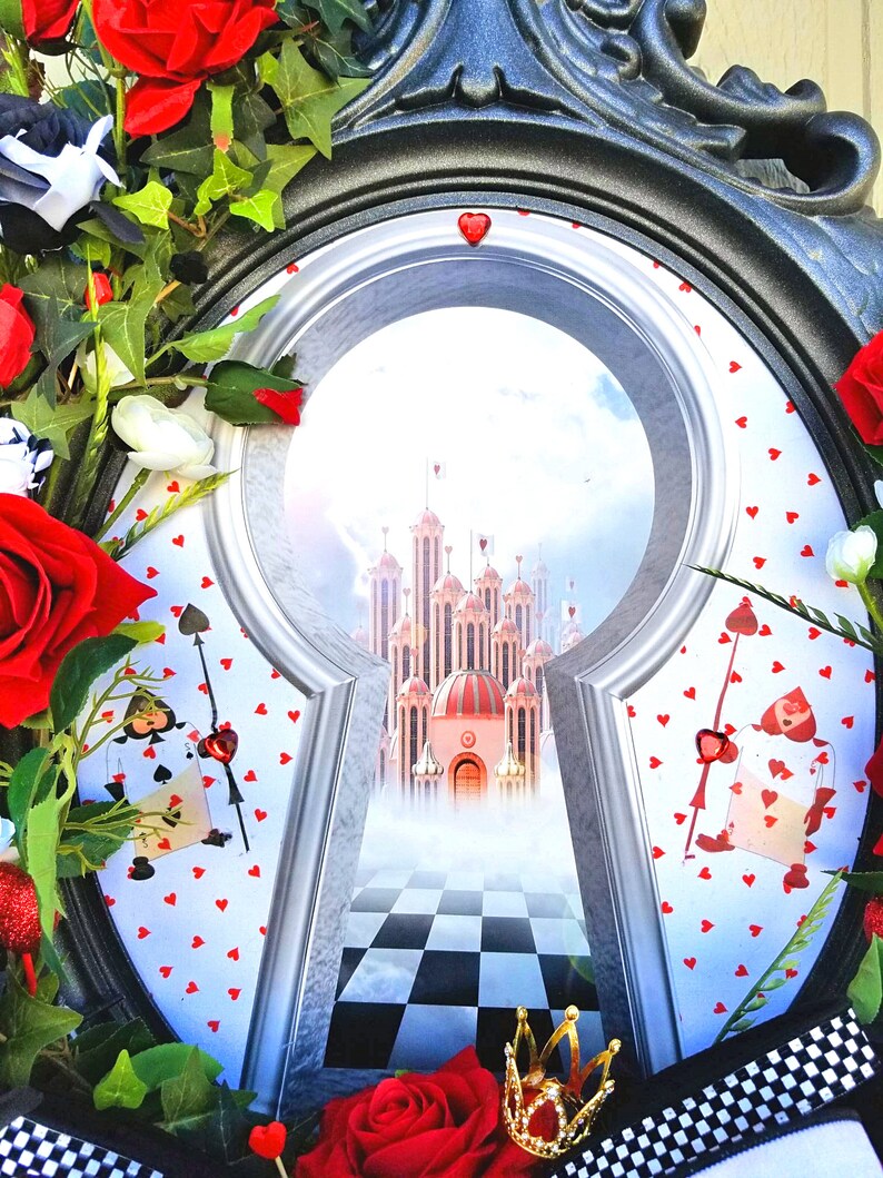 Wonderland Looking Glass Floral Wall Decor